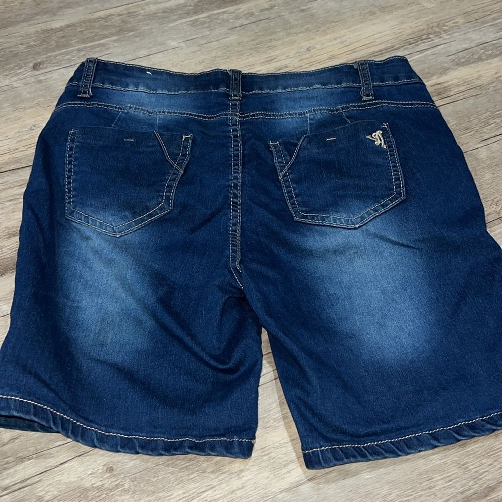 VIP jeans - Picture 3 of 3